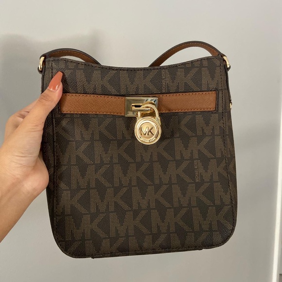 michael kors crossbody purse - Picture 2 of 4